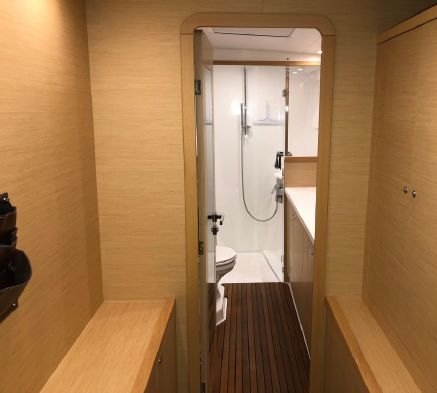 Owner Suite Head of 450S Lagoon Catamaran Yacht