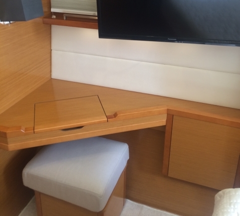 LAGOON 560 Catamaran Yacht