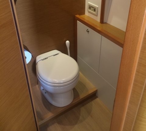 LAGOON 560 Catamaran Yacht