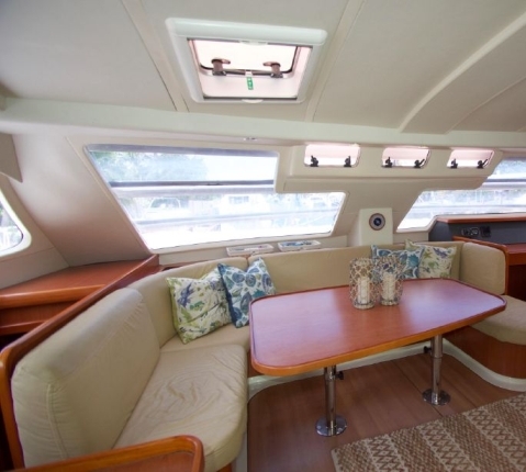 Salon Table of Leopard 46 Catamaran